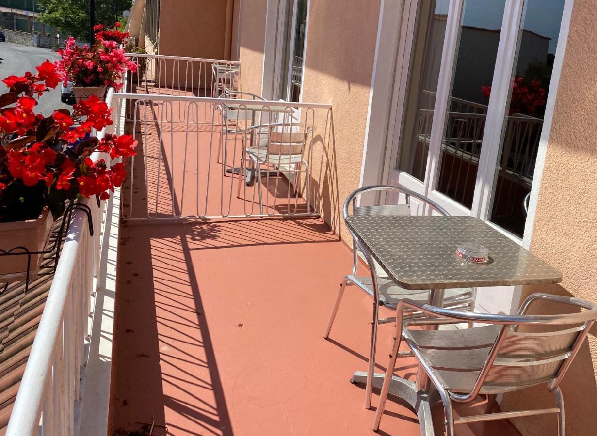 Hotel Nettuno Diano Marina Exterior foto